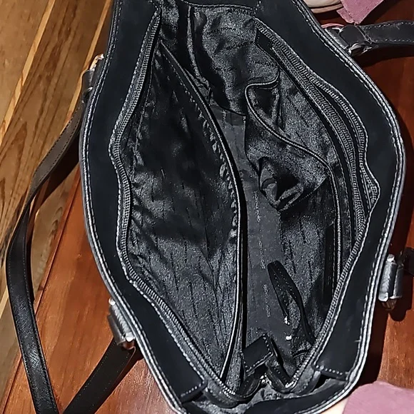 Handbag - Picture 4 of 6